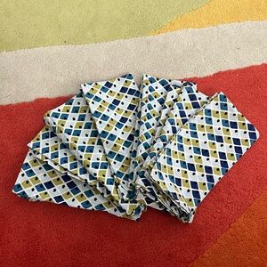 8 Geometric Patterned Napkins Crate & Barrel Mid Mod